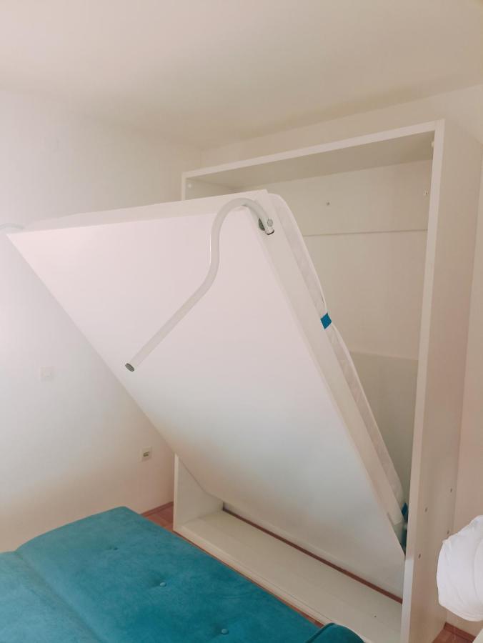 Apartment Lake Story Pluzine Bagian luar foto