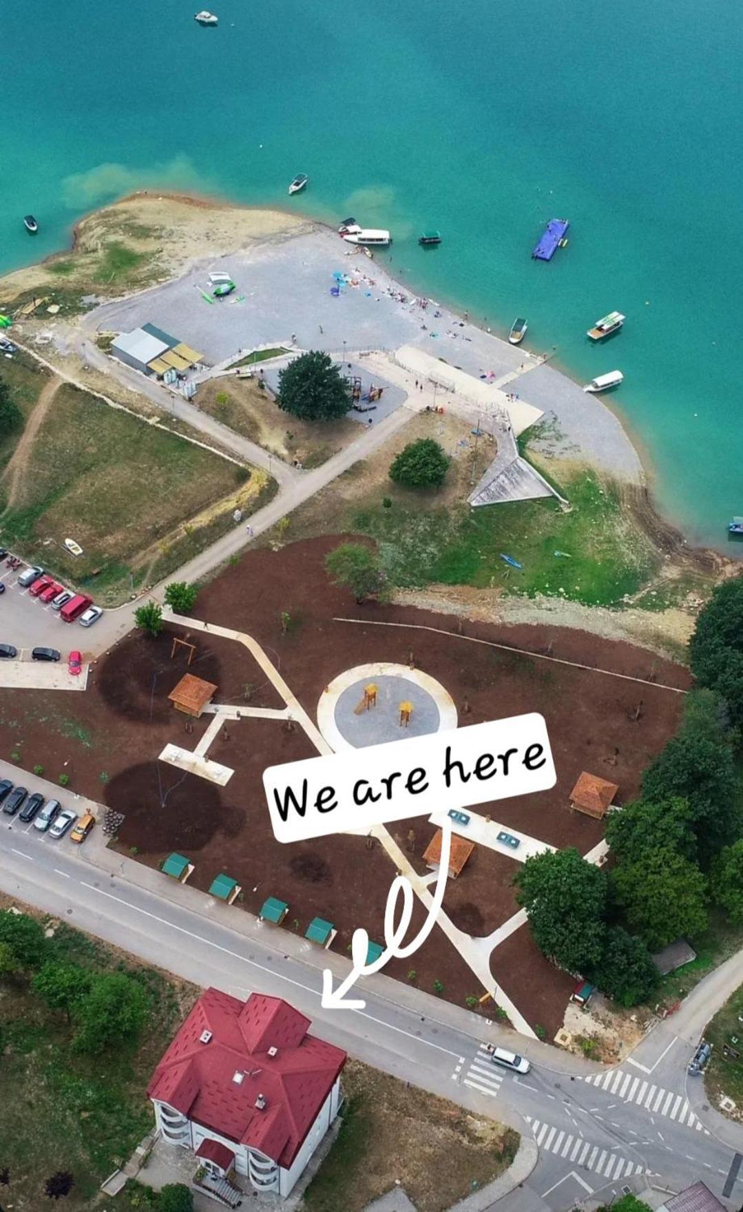 Apartment Lake Story Pluzine Bagian luar foto